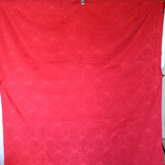 Red Jacquard Tablecloth Holiday Cotton Blend 82" X 58" - Picture 1 of 4